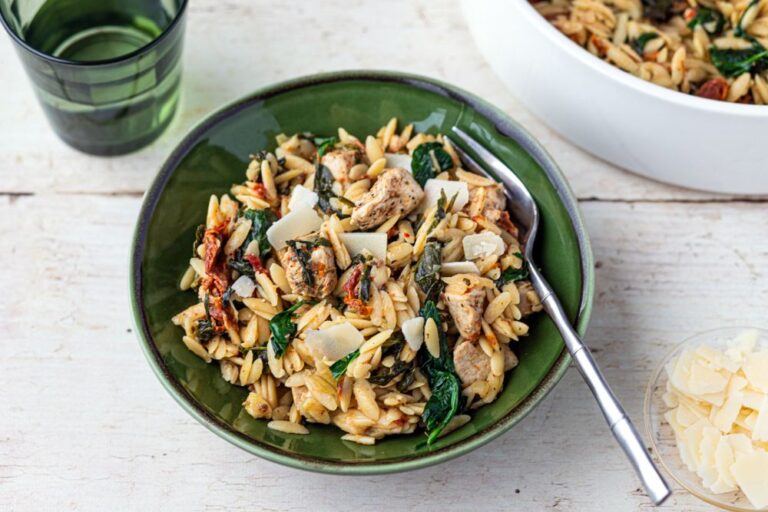 One pot orzo z indykiem i szpinakiem